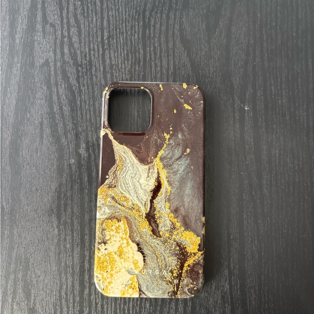 Burga iPhone 12 Case with Marble Design